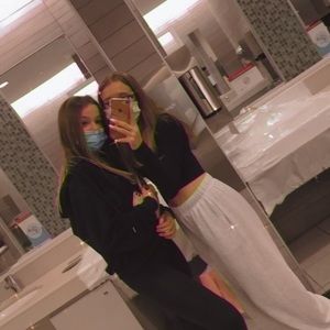 Meet your Posher, Yazzy